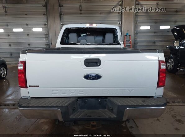 1FT7W2A62GEB83183 2016 FORD F-250 Белый 