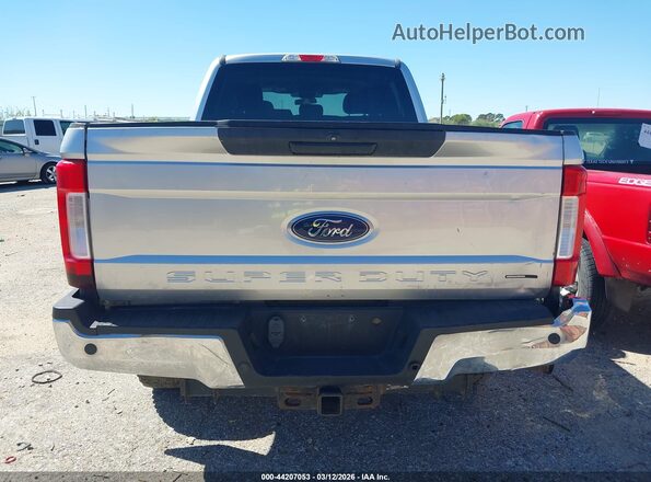 1FT7W2B63HEF02655 2017 FORD F-250 Серебряный 