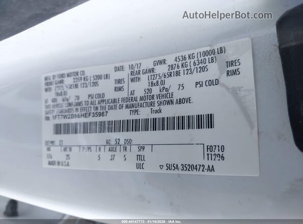 1FT7W2B66HEF35987 2017 FORD F-250 White Widok komory silnika