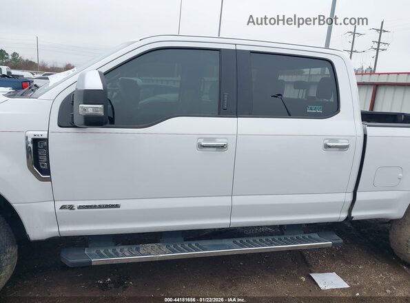 1FT7W2BT0KED82617 2019 FORD F-250 Белый Панорамный вид салона 360°