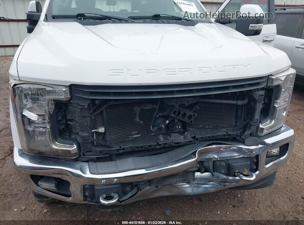 1FT7W2BT0KED82617 2019 FORD F-250 Белый Вид спереди