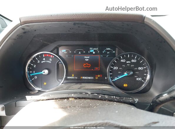1FT7W2BT7HEE17517 2017 FORD F-250 Золотой Вид задних сидений