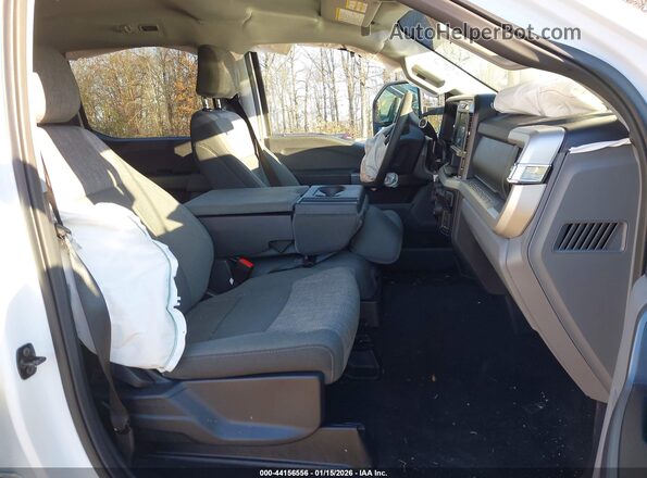 1FT7W2BT7TEC05600 2026 FORD F-250 Белый Вид салона спереди