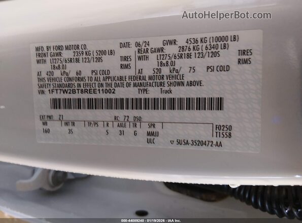 1FT7W2BT8REE11002 2024 FORD F-250 Белый Вид подкапотного пространства