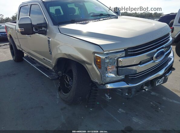 1FT7W2BT9JEB16317 2018 FORD F-250 Бежевый Вид спереди