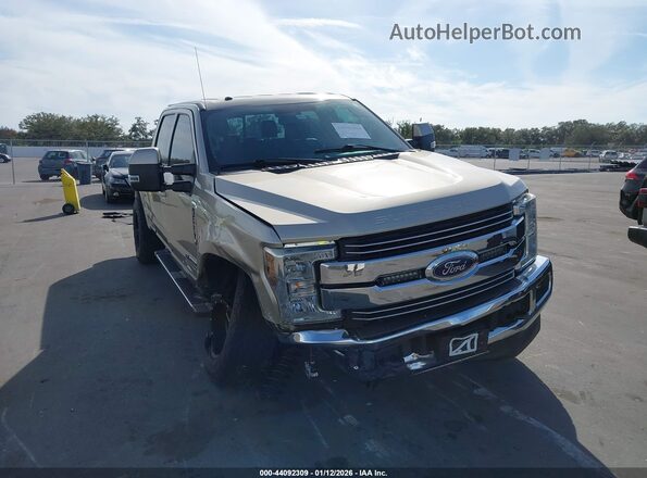 1FT7W2BT9JEB16317 2018 FORD F-250 Бежевый Передняя правая четверть