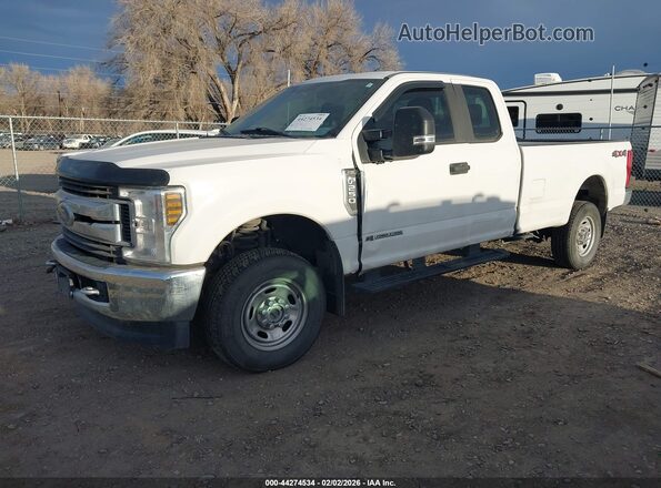 1FT7X2BT0KEC41933 2019 FORD F-250 White Vista tres cuartos delantera izquierda