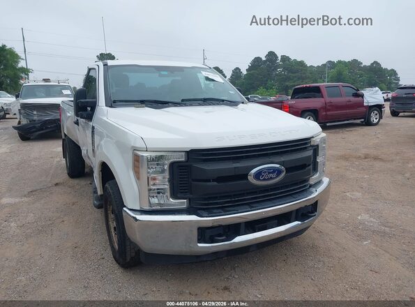 1FTBF2A6XKEE34213 2019 FORD F-250 White 