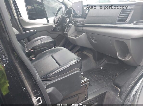 1FTBR1C82RKB46181 2024 FORD TRANSIT-250 Черный Вид салона спереди