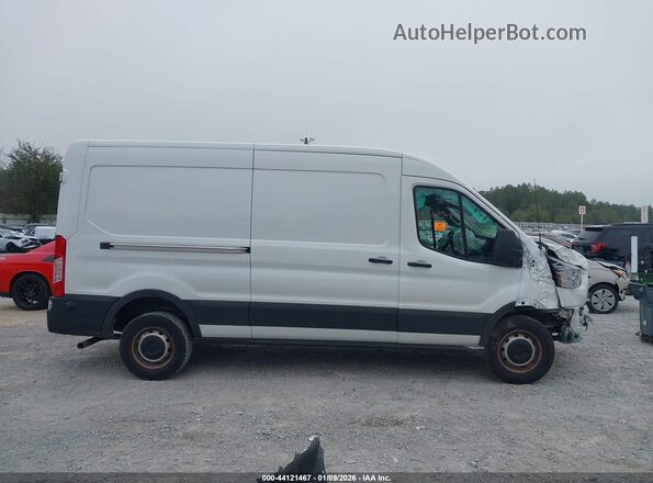 1FTBR1C89RKB70560 2024 FORD TRANSIT-250 Белый Вид задней части салона