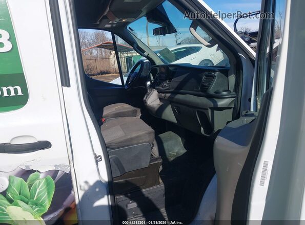 1FTBR2C89LKA34846 2020 FORD TRANSIT-250 Белый Вид салона спереди
