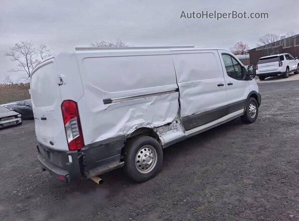 1FTBR2Y8XNKA64675 2022 FORD TRANSIT Белый Передняя правая четверть