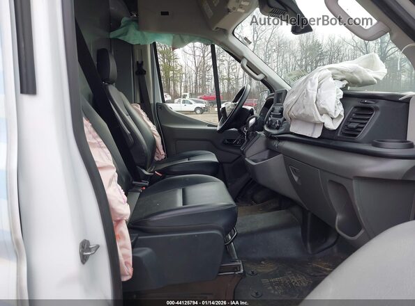 1FTBW3X89PKB03937 2023 FORD TRANSIT-350 Белый Вид салона спереди