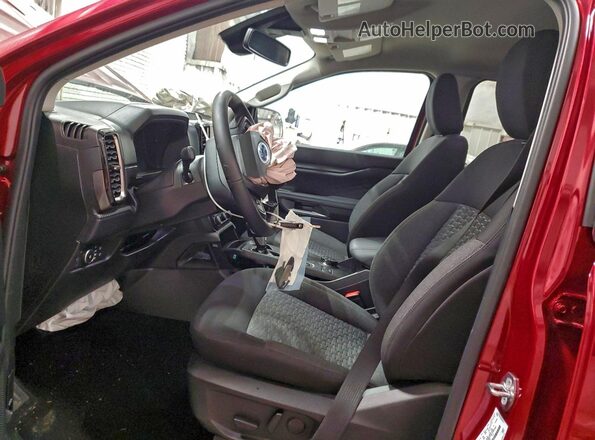 1FTER4HP8SLE20904 2025 FORD RANG Red Widok wnętrza z przodu