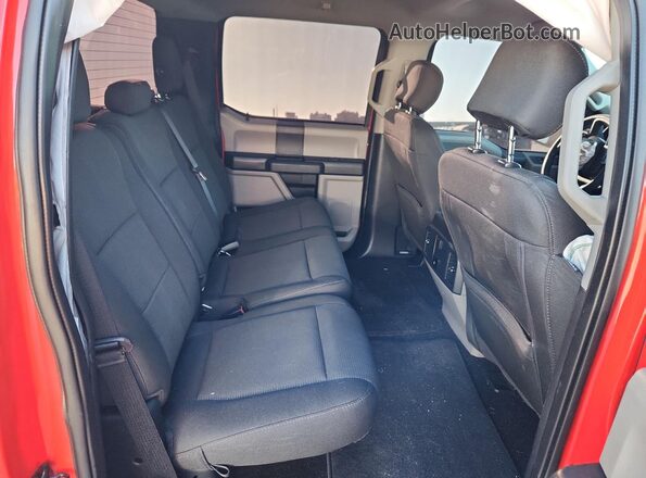 1FTEW1CP0KKE61855 2019 FORD F150 Красный Вид задних сидений