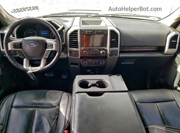 1FTEW1E59JFC81096 2018 FORD F150 Белый Вид панели приборов