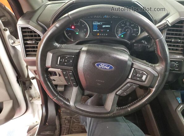 1FTEW1EG2HFB62852 2017 FORD F150 Белый Вид задних сидений