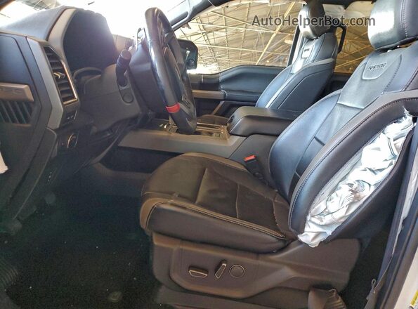 1FTFW1RG1JFB99556 2018 FORD F150 Белый Вид салона спереди