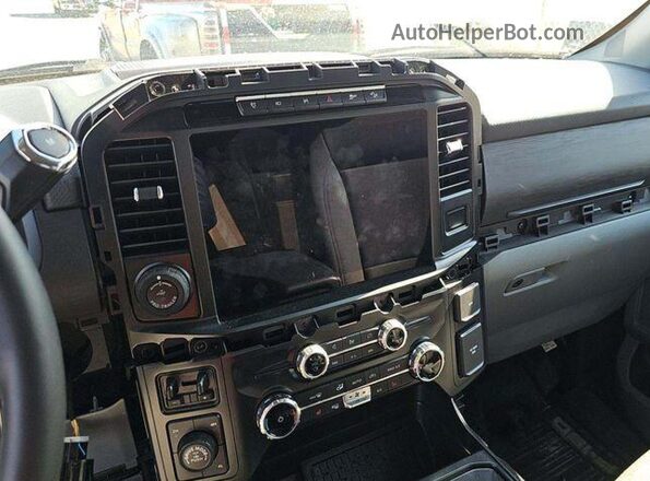 1FTFW3LD7RFB48259 2024 FORD F150  Вид щитка приборов