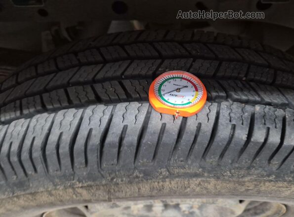 1FTNF1CF1HKC50048 2017 FORD F150  Widok zestawu wskaźników
