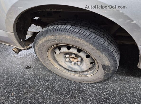 1FTNF1CF1HKC50048 2017 FORD F150  Przód prawy
