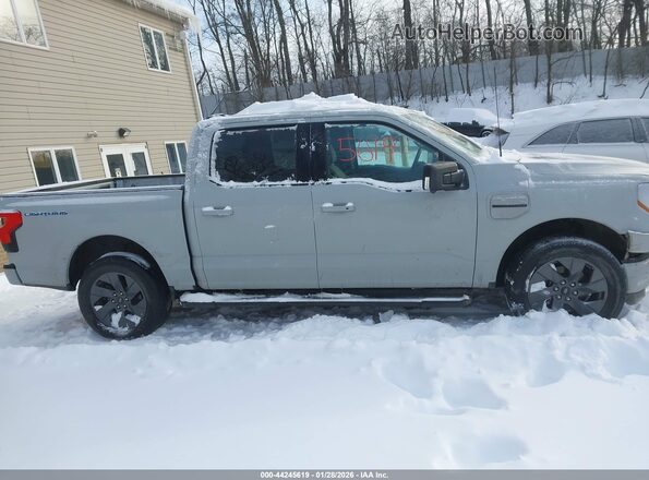 1FTVW1EV8PWG35120 2023 FORD F-150 LIGHTNING Серый Вид задней части салона