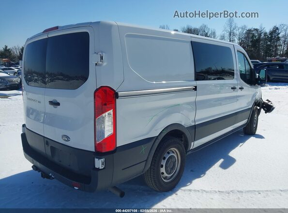 1FTYE1Y80PKA65787 2023 FORD TRANSIT-150 Белый Задняя правая четверть