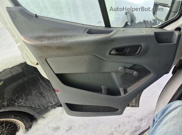 1FTYE1YM2GKB19359 2016 FORD TRANSIT-150  Задняя правая четверть