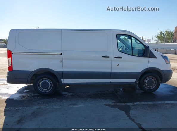 1FTYE1YM2HKB25731 2017 FORD TRANSIT-150 White Widok wnętrza z tyłu