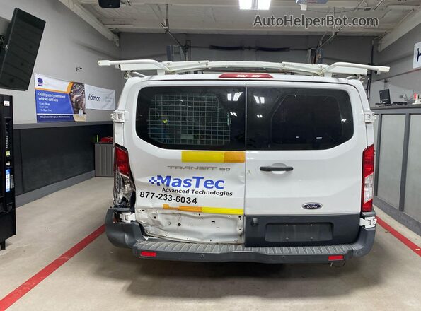1FTYE1YM3GKB48871 2016 FORD TRANSIT-150  Задняя правая четверть