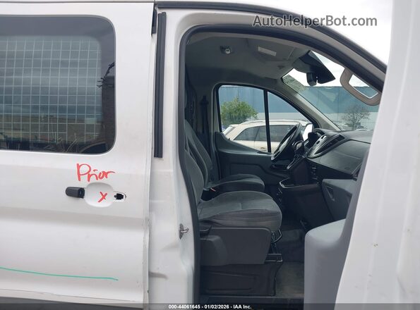 1FTYR1YGXGKA85539 2016 FORD TRANSIT-250 White Widok wnętrza z przodu
