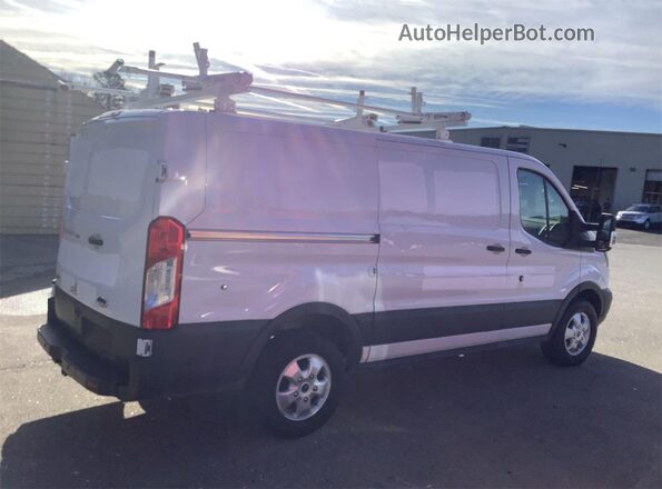 1FTYR1YGXKKA67390 2019 FORD TRANSIT-250  Вид салона спереди