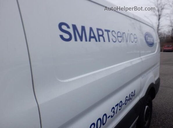 1FTYR1YMXKKB87860 2019 FORD TRANSIT-250  Вид панели приборов