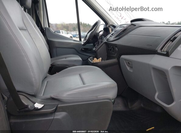 1FTYR2DG4JKB46760 2018 FORD TRANSIT-250 White Вид салону спереду