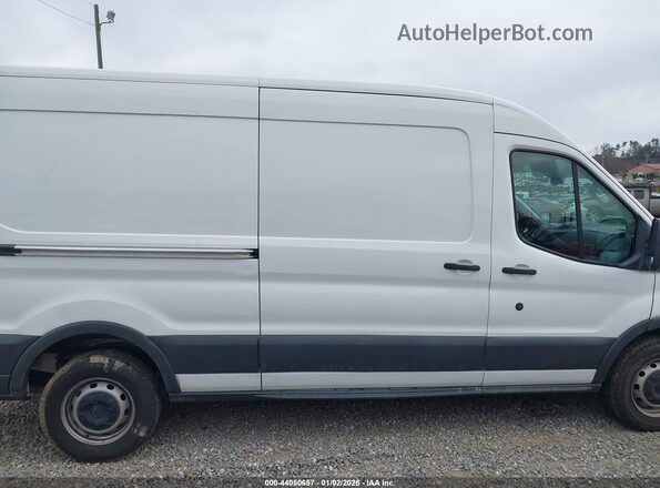 1FTYR2DG4JKB46760 2018 FORD TRANSIT-250 White Вид задньої частини салону