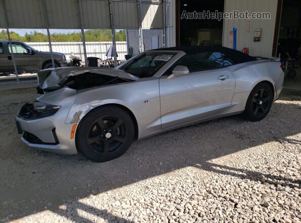 1G1FB3DS2K0117415 2019 CHEVROLET CAMARO Серебряный Передняя левая четверть