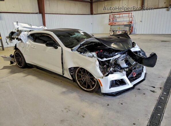 1G1FK1R65P0159214 2023 CHEVROLET CAMARO Белый Передняя правая четверть