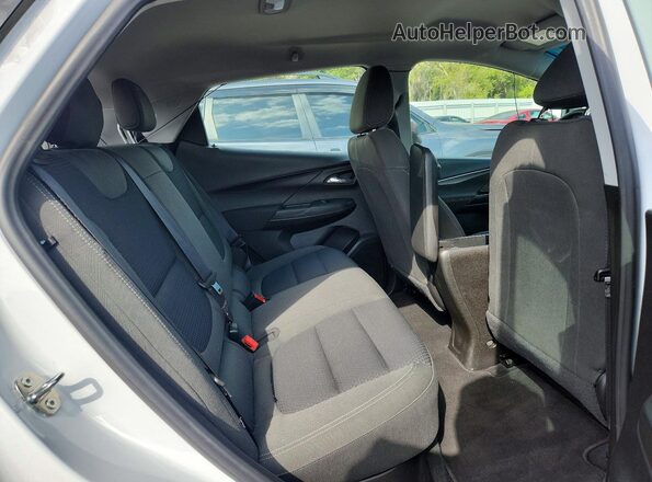 1G1FW6S09P4172807 2023 CHEVROLET BOLT White Widok tylnych siedzeń