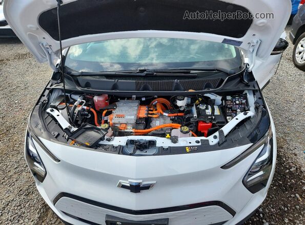 1G1FW6S09P4172807 2023 CHEVROLET BOLT White Widok wnętrza z tyłu