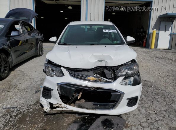 1G1JF5SB0H4125219 2017 CHEVROLET SONIC Белый Вид спереди