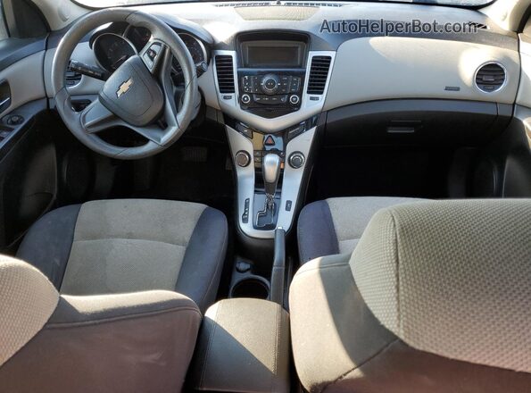 1G1PC5SG0G7207446 2016 CHEVROLET CRUZE White Widok deski rozdzielczej