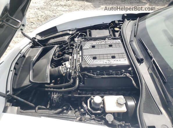 1G1YS2D68J5601662 2018 CHEVROLET CORVETTE Белый Вид задней части салона