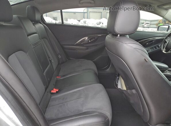 1G4GA5G35GF107217 2016 BUICK LACROSSE Silver Widok tylnych siedzeń