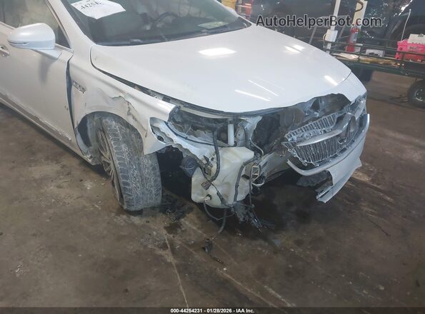 1G4ZP5SS5KU123766 2019 BUICK LACROSSE White Front view