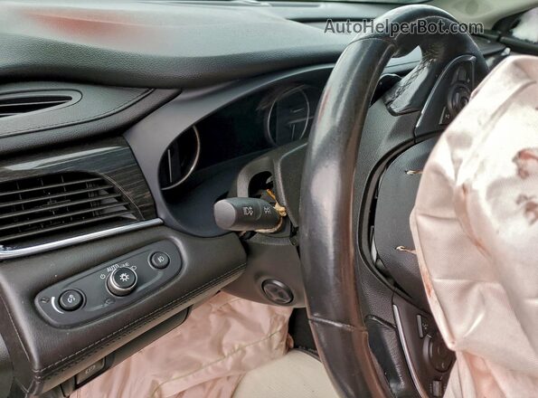 1G4ZP5SS8HU175773 2017 BUICK LACROSSE Black Widok zestawu wskaźników