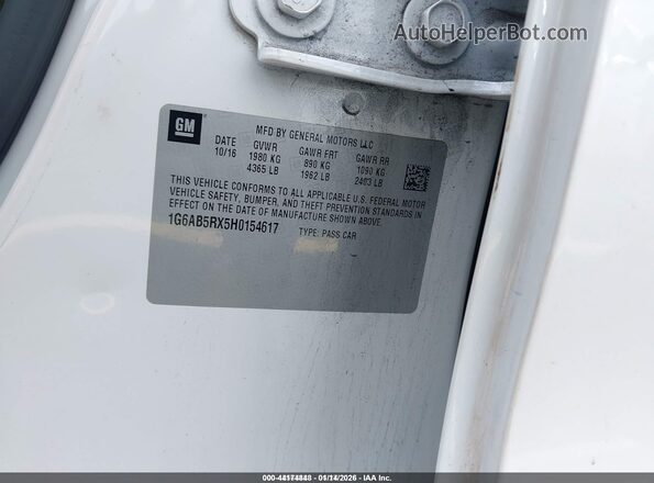 1G6AB5RX5H0154617 2017 CADILLAC ATS White Vista del compartimento del motor