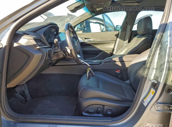 1G6DB5RK5P0117969 2023 CADILLAC CT4 Серебряный Вид салона спереди