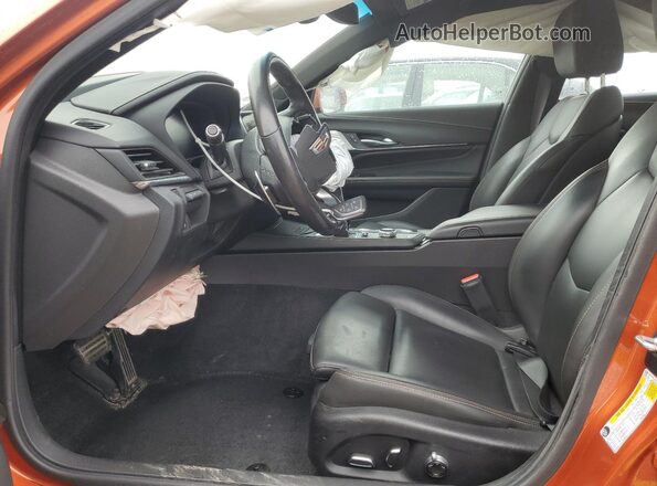 1G6DH5RL3P0103589 2023 CADILLAC CT4 Orange Вид салону спереду