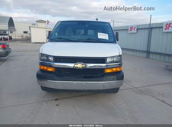 1GAZGPF74S1103394 2025 CHEVROLET EXPRESS White Widok zestawu wskaźników