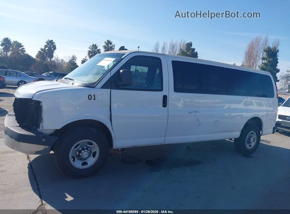 1GAZGPFG0H1156201 2017 CHEVROLET EXPRESS Белый 